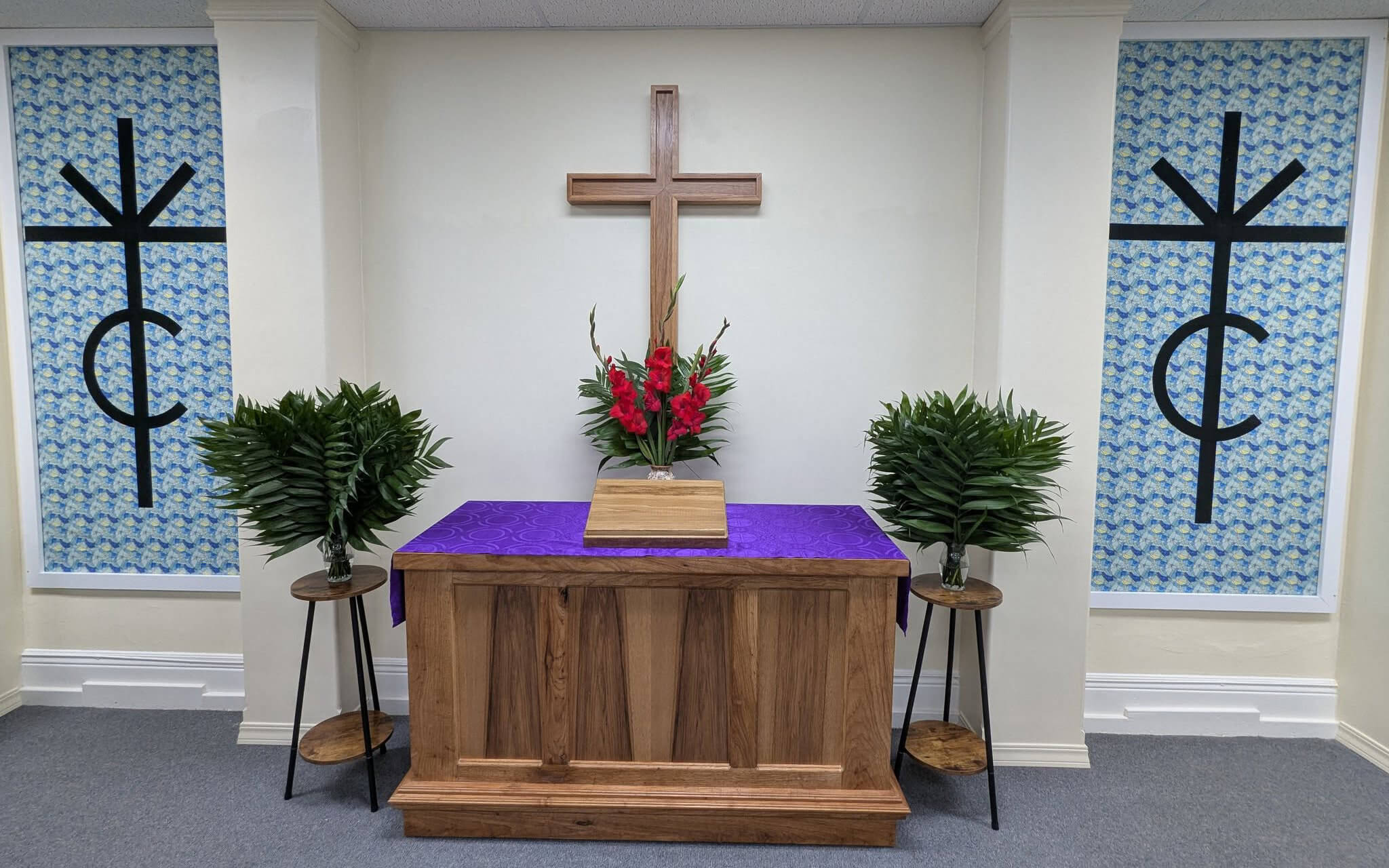 The altar of Christ the King Evangelical Lutheran Church, decorated for Palm Sunday